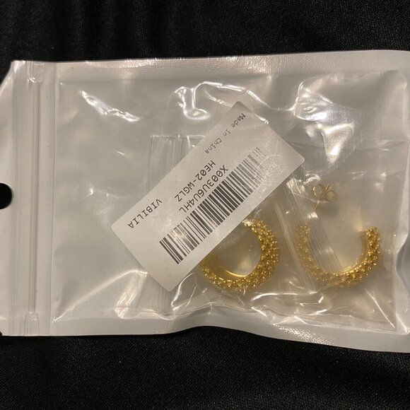 Chunky Gold Colored Hoop Earrings for Women - Picture 4 of 11